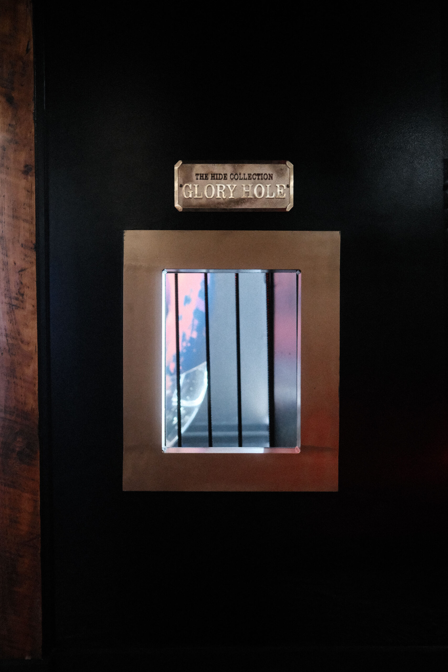 Private glory hole